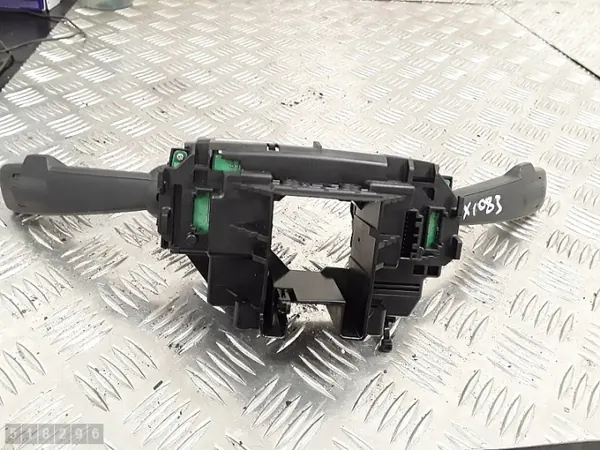 Commutateur Volvo OEM 31343021 pour V60 2014 image 4
