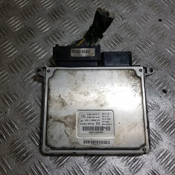 Motorstyrenhet OEM A6461505472 för Mercedes E-klass image 2