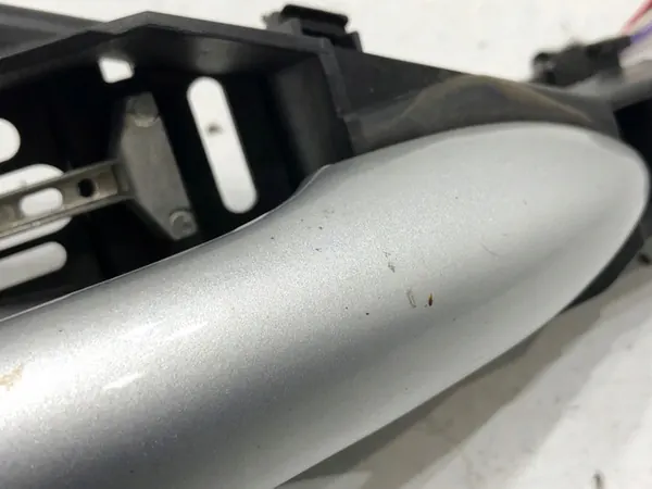 Vasen etuoven ulkokahva Renault Captur I 806077201R image 4