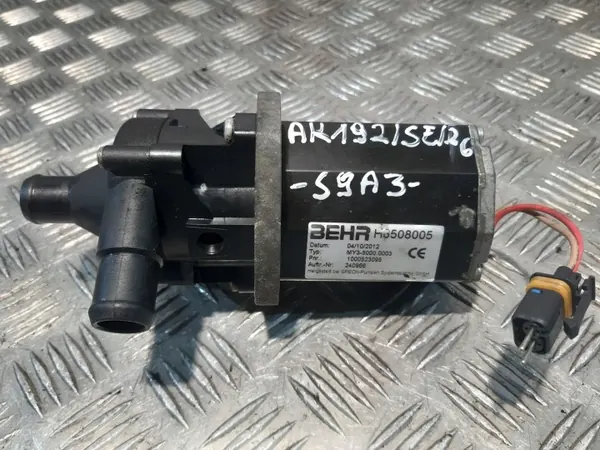 Pompe à eau d'origine BG65X25KI 24V - Occasion image 2