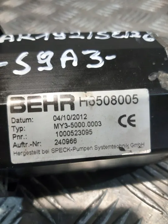 Pompe à eau d'origine BG65X25KI 24V - Occasion image 4
