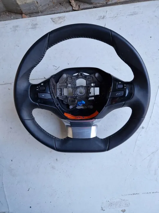 Multifunctioneel leren stuurwiel Peugeot 308 T9 image 2