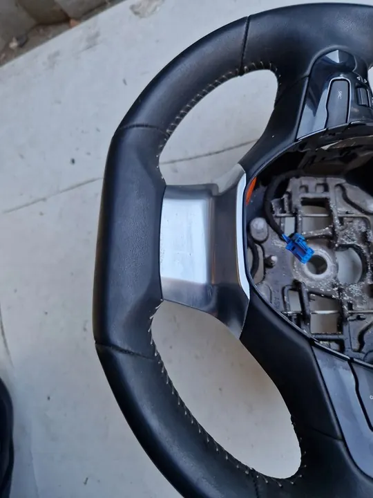 Multifunctioneel leren stuurwiel Peugeot 308 T9 image 6