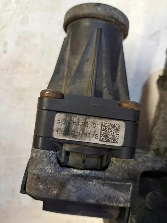 EGR-venttiili Volvo V60 2.0L 120kw 2012 OEM 30757778 image 4