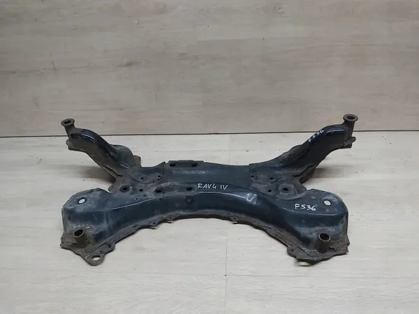 Traverse avant OEM RAV4 IV SANKI 2,0 D4D d'occasion image 2