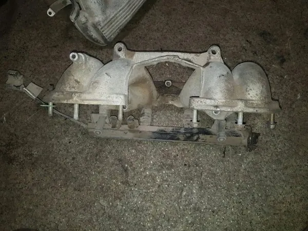 BMW Imujakoputki OEM 17277259 3-sarjalle image 3