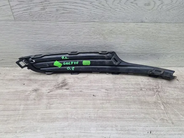 Volkswagen Golf VII 2015 Griglia anteriore sinistra OEM image 4