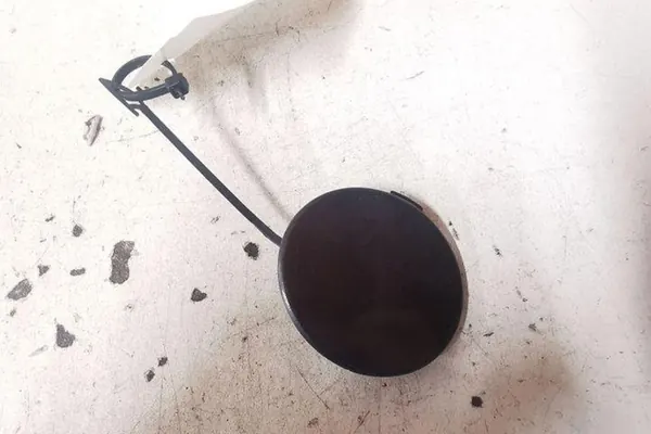 Tapa de gancho de remolque AUDI A4 8E0807241C image 2