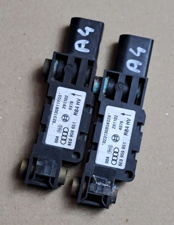 Vänster bakre krocksensor AUDI A4 8E0959651 image 5