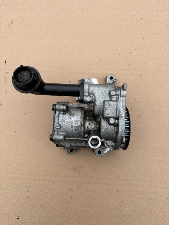 Oljepump OEM 04L145208T för VW T6 T5 Golf VII image 2