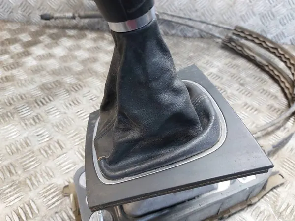 Vaihteiston Vaihde + Liitännät Audi A3 8P 1.6 8V image 3