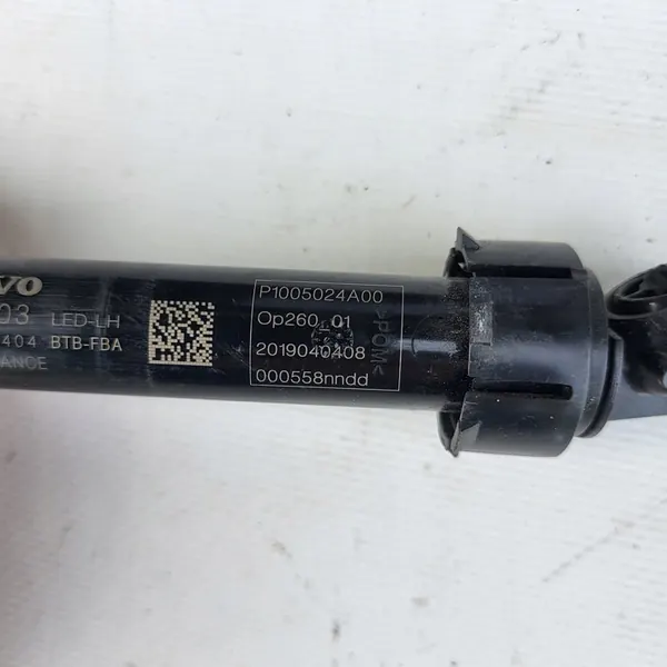 VOLVO S60 III V60 II Ajovalopesurin Pumppu 30747603 image 6