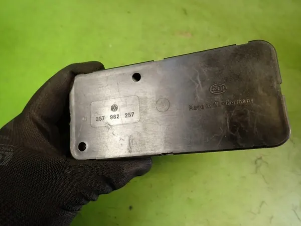 Bomba de bloqueio central OEM 357962257 para Volkswagen image 4