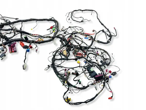 Harness eléctrico Audi A5 OEM 8W0971822D - Usado image 3