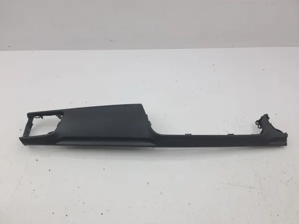Handschuhfachrahmen KIA Stonic 2022 OEM 84721H8RB0 image 2