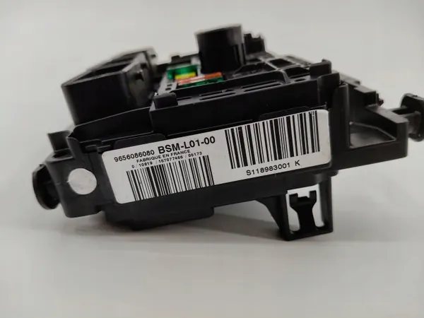 Module Boîte à Fusibles OEM 9656086080 Peugeot 407 image 4