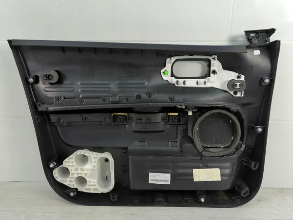 OEM 156070671 Piel puerta delantera derecha Citroen C4 Cactus image 6
