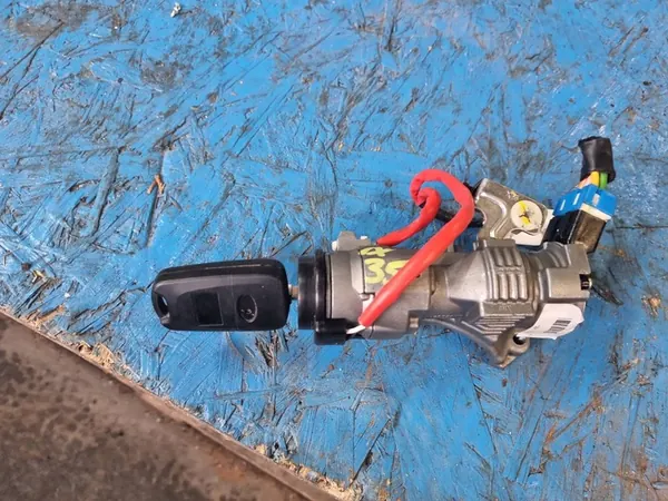 HYUNDAI IX35 10-15 Startschakelaar Compleet Sleutel image 4