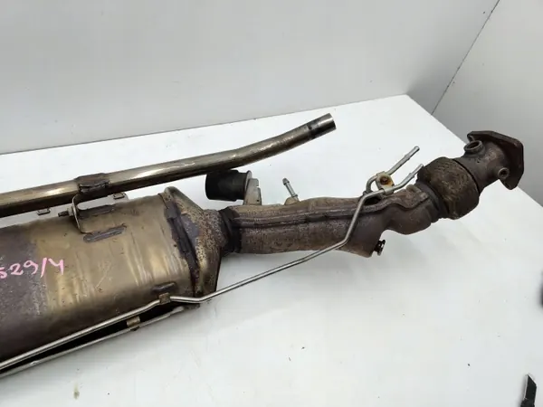 Catalyseur Land Rover Discovery Sport L550 OEM K8D2-5H343-AB image 4