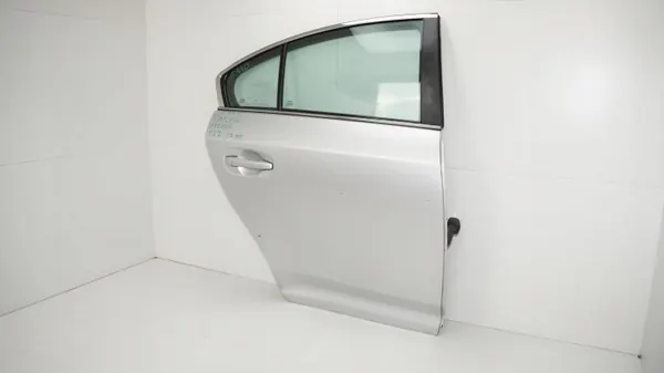 Puerta trasera derecha OEM 360199701 Toyota Avensis image 3