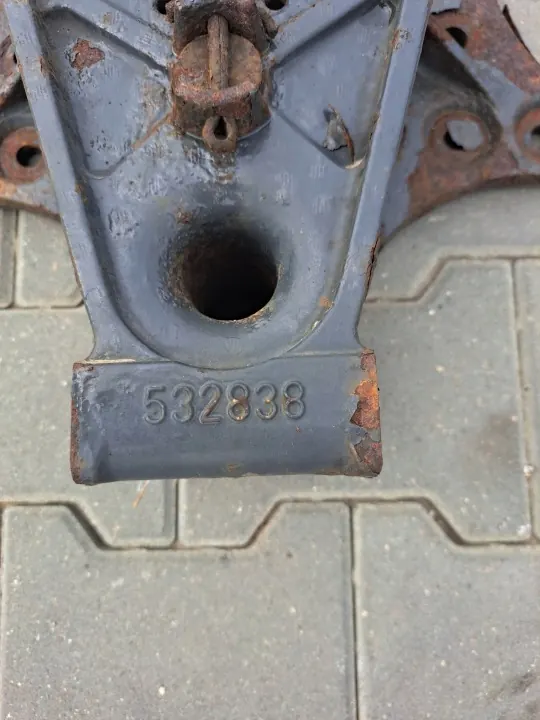 Support de ressort arrière OEM 532838 pour Renault Midlum image 5