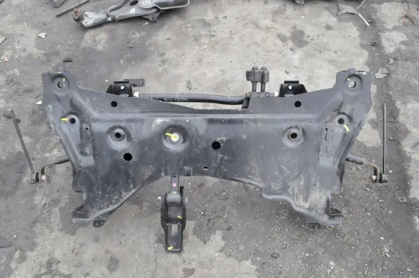 Suspensión delantera OEM 373872 para Suzuki S-Cross 2022 image 5