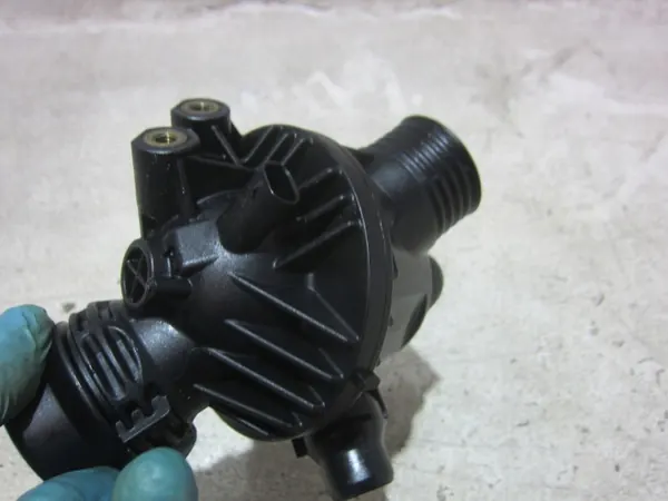 BMW Termostathus OEM 11537586784 för N55 Motor image 6