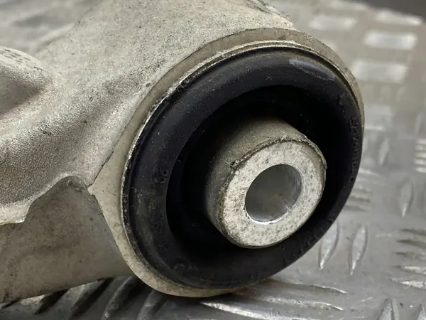 Braccio di Controllo Superiore Posteriore Jeep Grand Cherokee 2018 52124815AD image 3