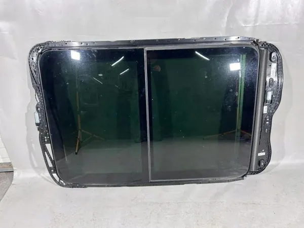 Schiebedach Porsche Cayenne OEM 7P0887041E - Gebraucht image 2