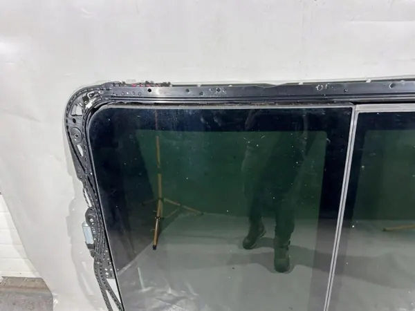 Schiebedach Porsche Cayenne OEM 7P0887041E - Gebraucht image 4