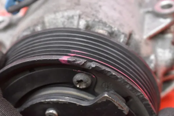 Ilmastointikompressori Opel Astra III H Zafira 1.7 CDTI image 2