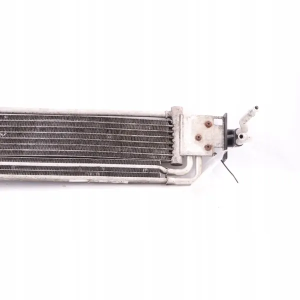 Oliekoeler Mercedes W204 W207 OM642 A2045001001 image 3