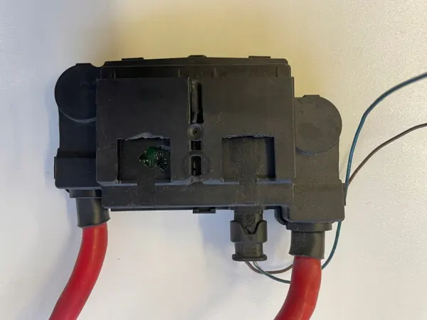 Mercedes Batteriemodul OEM A0009822323 - Gebraucht image 3