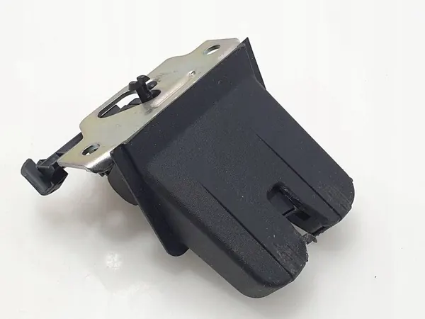 Volkswagen Touran III 2019 Baklucka Lås 5TA827505C image 7