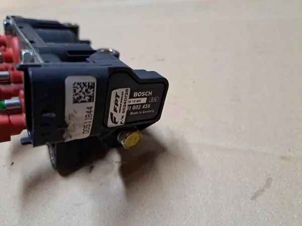 Carrera de inyección GLP OEM 55240715 para Fiat image 5