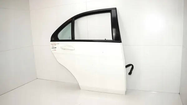 Puerta trasera derecha OEM 375485449 Mercedes W204 07-11 image 3