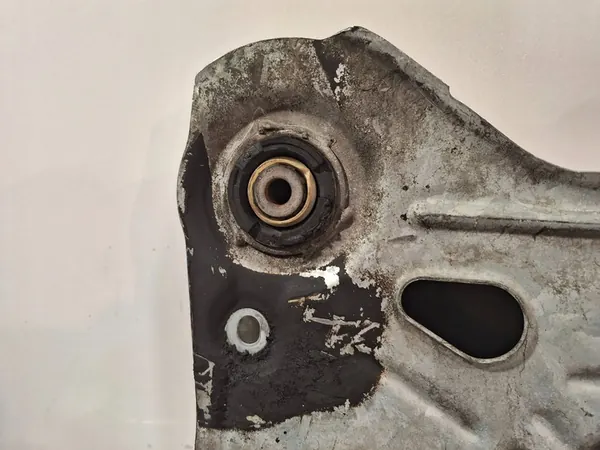 Supporto anteriore 93854457 Opel Vivaro 2.0 CDTI 06- image 5