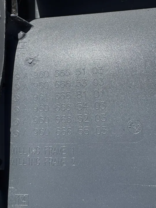 Yläaskel Oikea Mercedes Actros MP4 OEM image 4