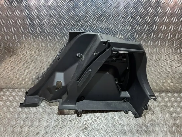 Saiote lateral direito OEM PU26211 para Hyundai i20 III image 2