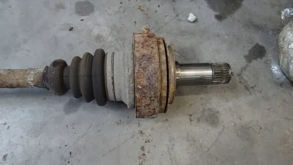 Eixo de transmissão traseiro Mercedes VITO W639 image 3