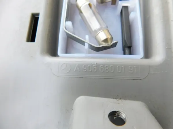OEM A9066800191 dashboardzak met lampje image 4