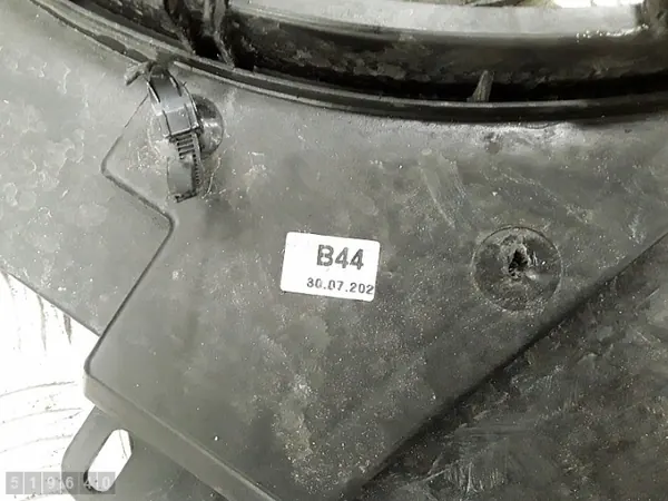 Kühlerlüfter Dacia Duster OEM 214818665R - Gebraucht image 4