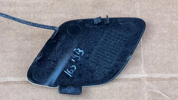 Tapa de enganche delantera Ford Ka Plus OEM E4B517A989BDW image 5