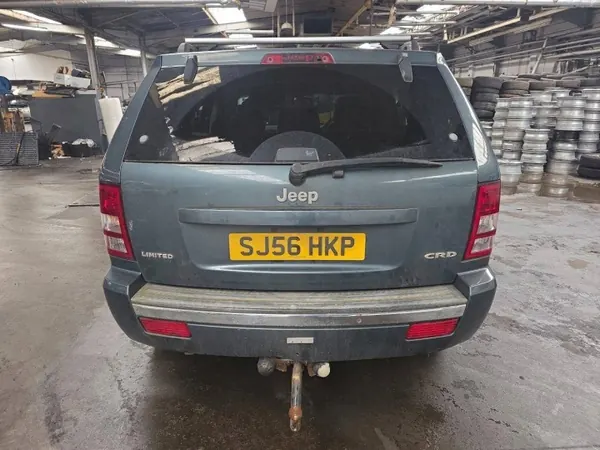 Moldagem de porta-malas Jeep OE para Grand Cherokee 3 WK image 5