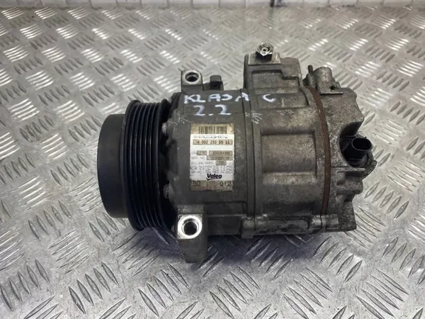 Airco Compressor Mercedes C-Klasse 2.2 CDI A0022305011 image 2