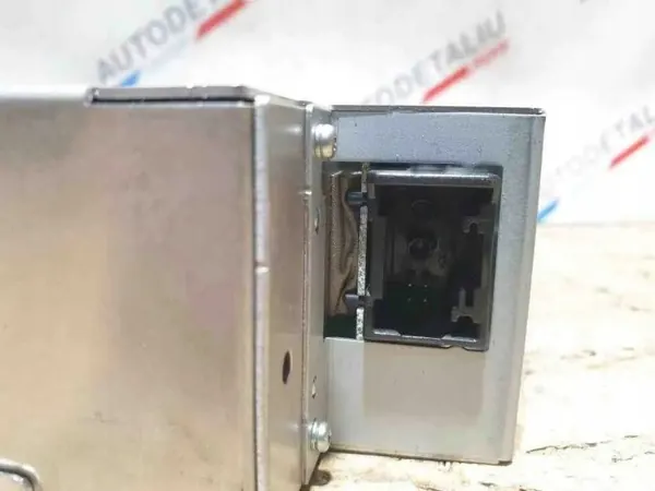 BMW X5 E70 CD-vaihtaja OEM 65129133985 Käytetty image 3