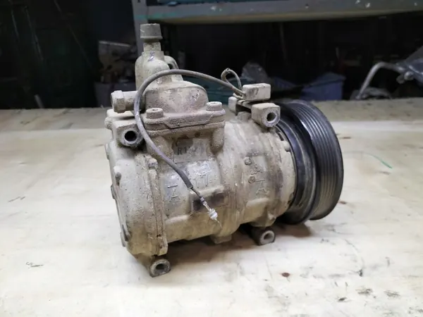 Compresseur climatisation OEM 55035782 pour Jeep Grand Cherokee image 4