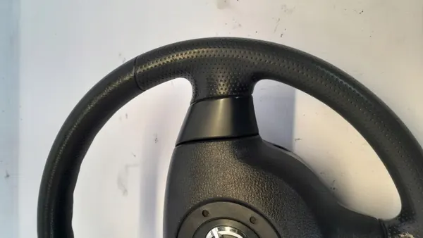 Mazda 2 II Ohjauspyörä OEM MAZDAA 2 DY KIEROWNICA image 3