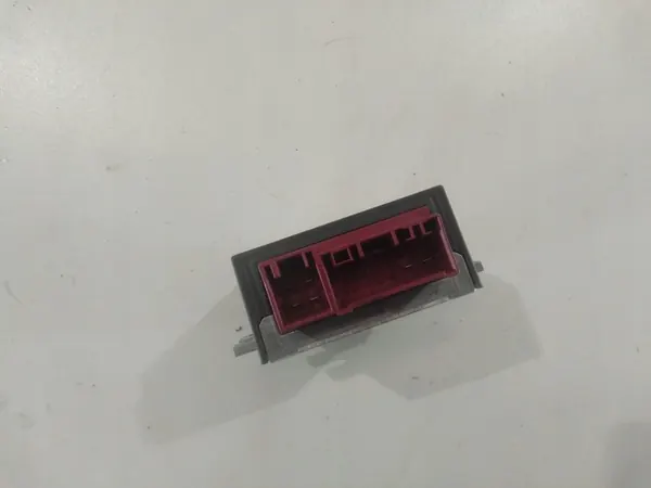 BMW 3 F30 F35 F31 2015 Pump Control Module 55892110 image 4