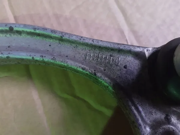 Övre högra styrarm MERCEDES C W205 AMG A2053303403 image 3